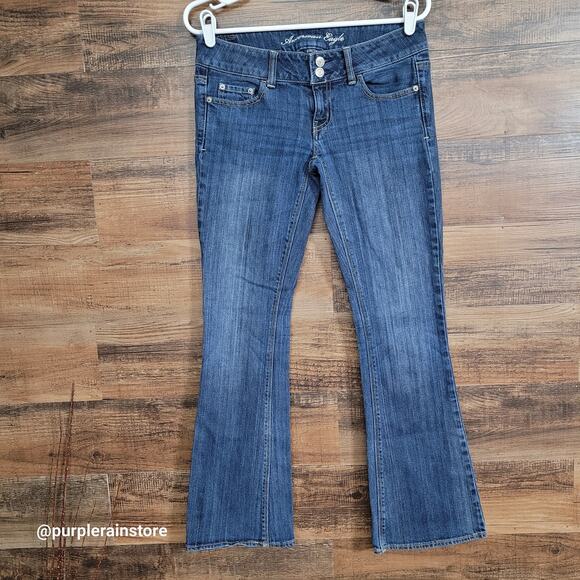 American Eagle Jeans 2S Artist Flare Low Rise Medium Dark Wash Stretch Denim - Picture 1 of 11